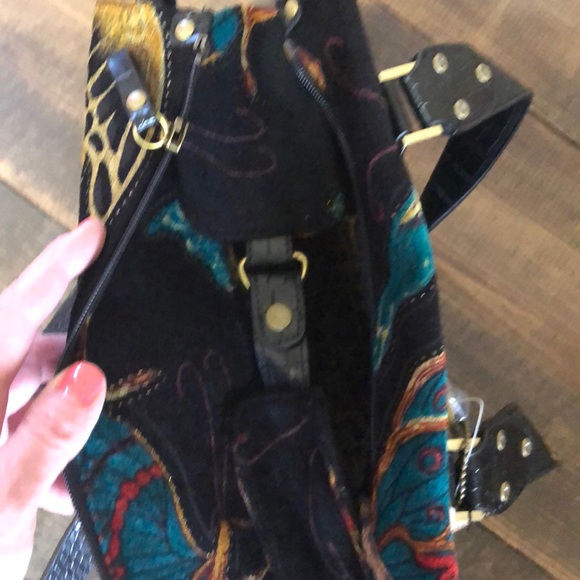 Bueno Butterflies Faux Suede Black Purse - Picture 8 of 8